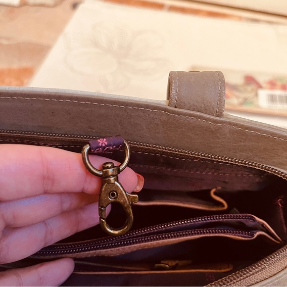 🪿NWOT! Anna by Anuschka Retired Summer Tryst Hand Painted  Leather Hobo. - Picture 12 of 16